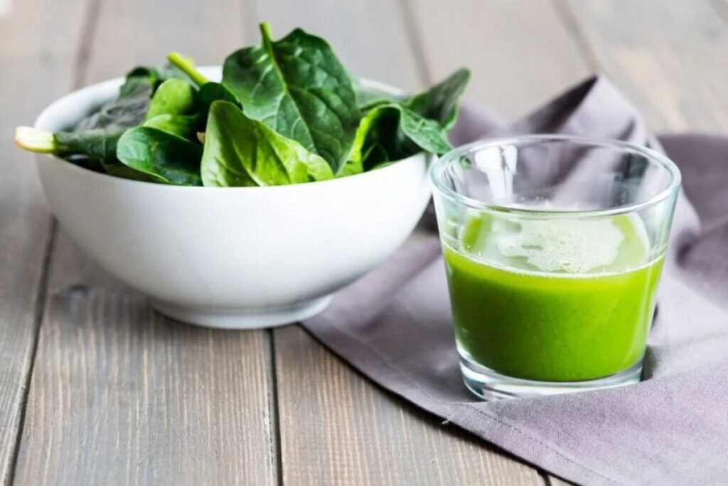 Spinach juice side effects